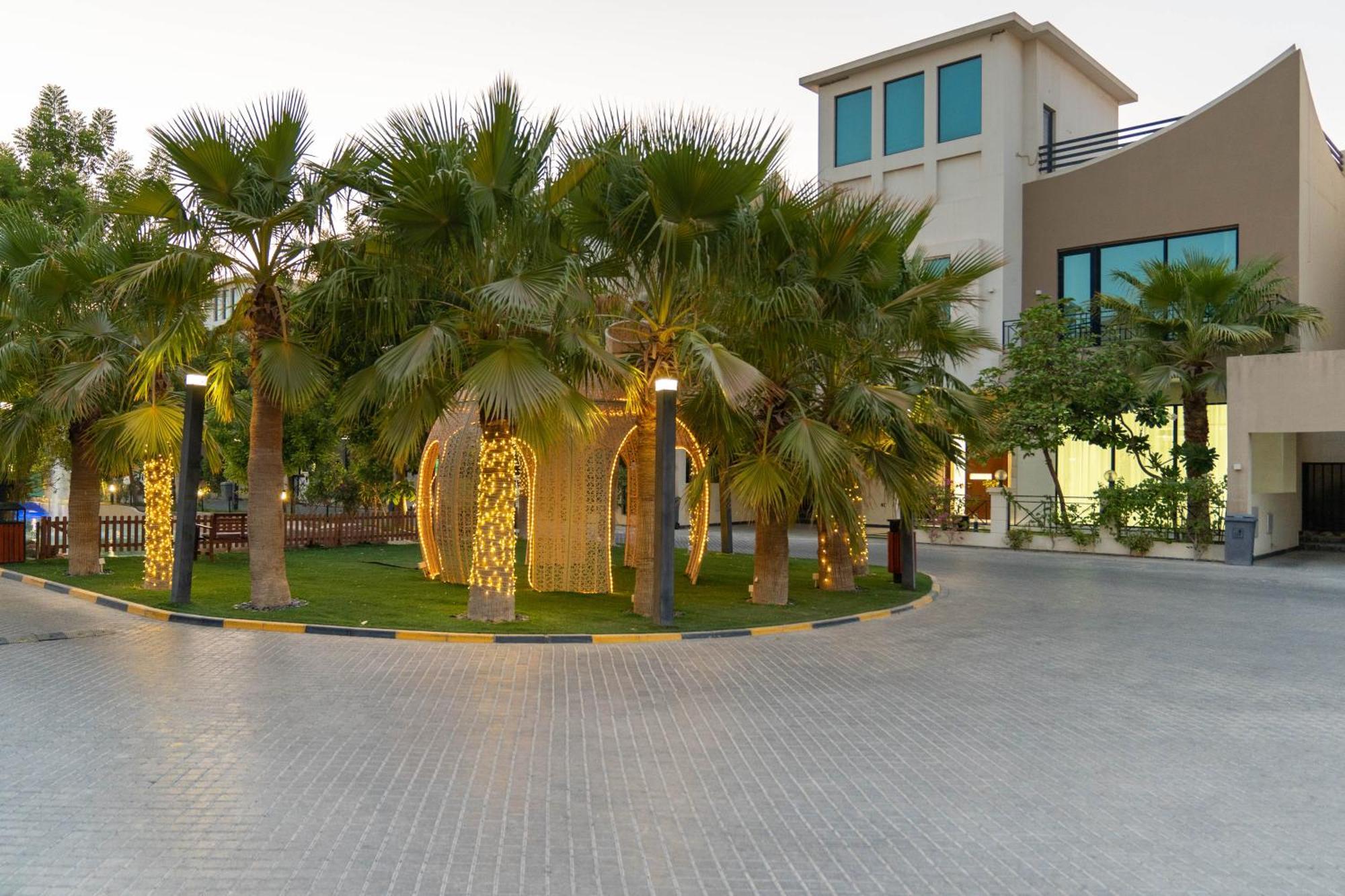Nordic Resort Манама Екстер'єр фото